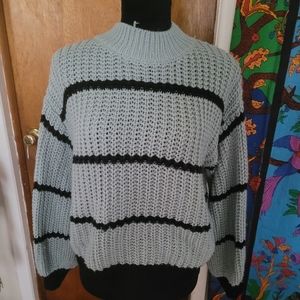 🍒5for$10 Shein loose knit cropped sweater. Sz M